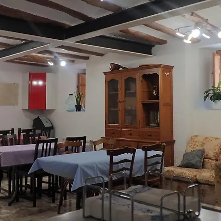 Casa De L'aigua Hostal Beceite